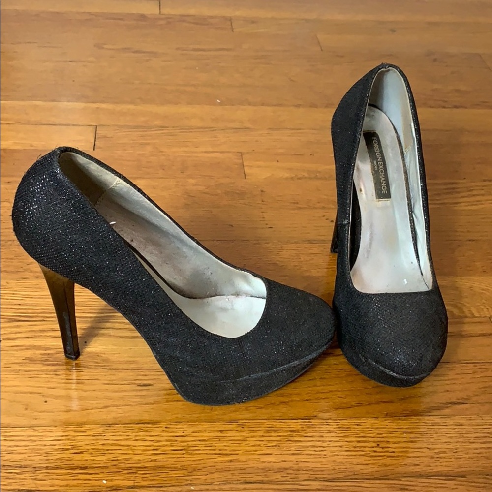 Foreign Exchange Black Sparkle Heels Size 8